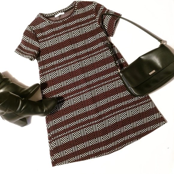 Zara Chevron Patterned Short Sleeve Tent Dress - Picture 1 of 8